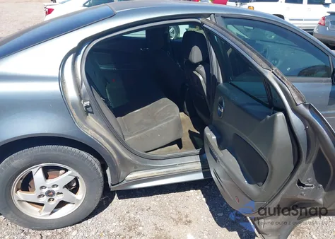 2004 Pontiac Grand Prix Gt2 from USA, damaged, VIN 2G2WS522041298029